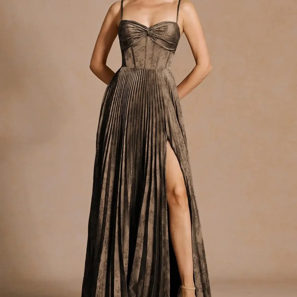 Azazie dress new with tags sz 4 /small - Picture 3 of 4
